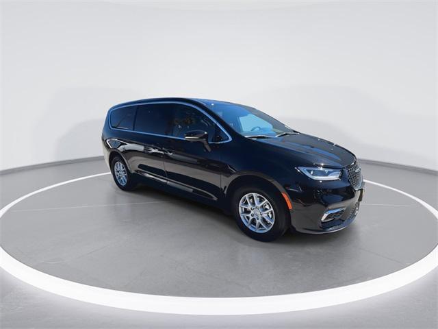 new 2026 Chrysler Pacifica car