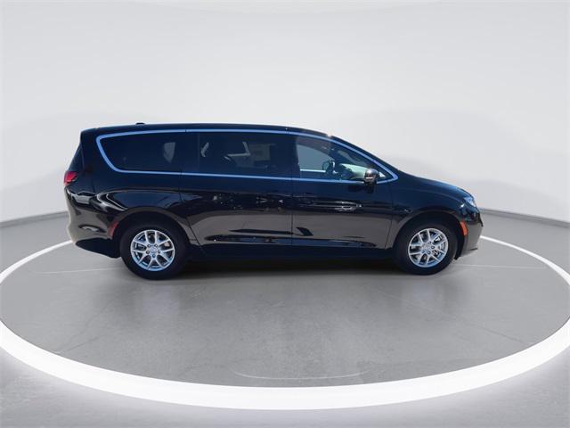 new 2026 Chrysler Pacifica car