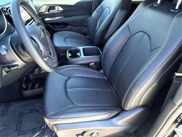 new 2026 Chrysler Pacifica car