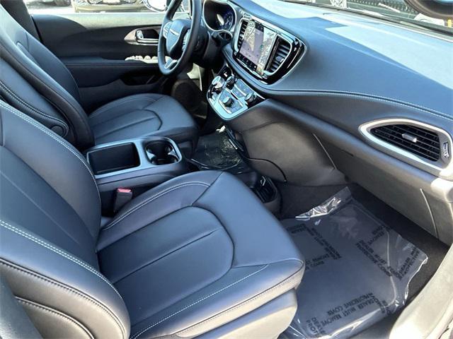 new 2026 Chrysler Pacifica car
