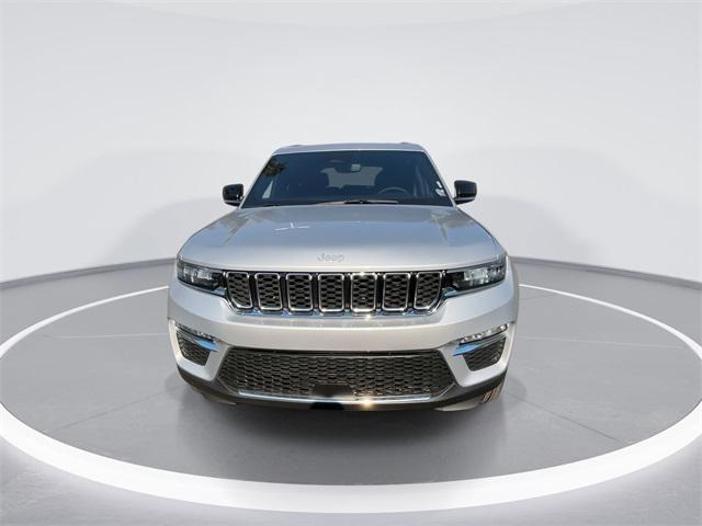 new 2024 Jeep Grand Cherokee car, priced at $50,305