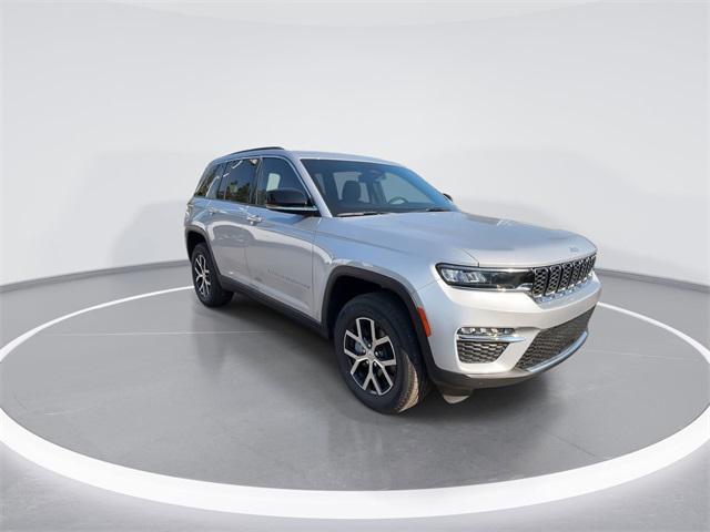 new 2024 Jeep Grand Cherokee car, priced at $50,305