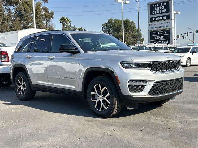 new 2024 Jeep Grand Cherokee car, priced at $50,305