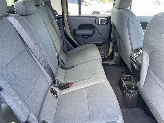 new 2025 Jeep Gladiator car, priced at $44,975