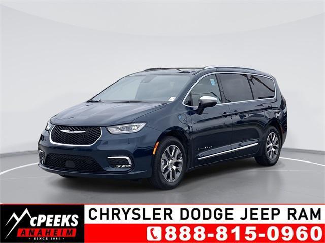 new 2025 Chrysler Pacifica car, priced at $62,275