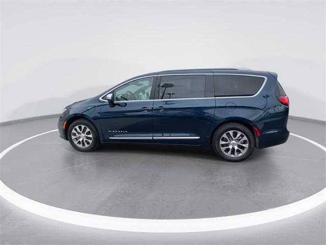 new 2025 Chrysler Pacifica car, priced at $62,275
