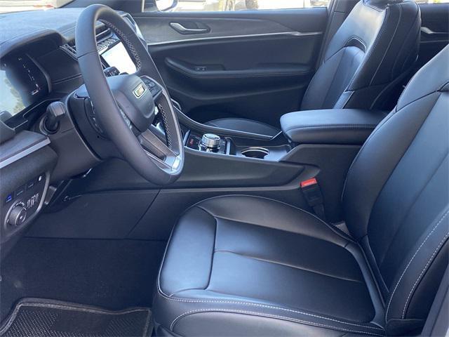 new 2024 Jeep Grand Cherokee car, priced at $54,385