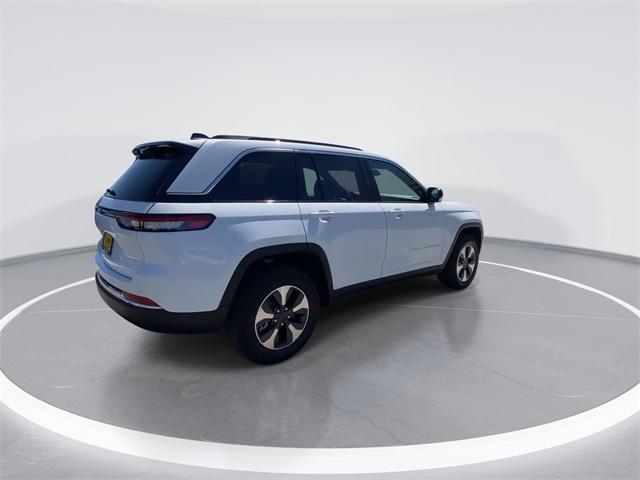 new 2024 Jeep Grand Cherokee car, priced at $54,385