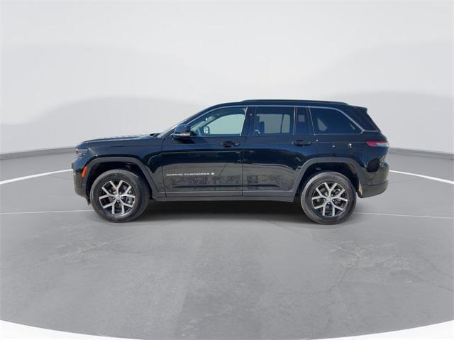 new 2024 Jeep Grand Cherokee car, priced at $47,805