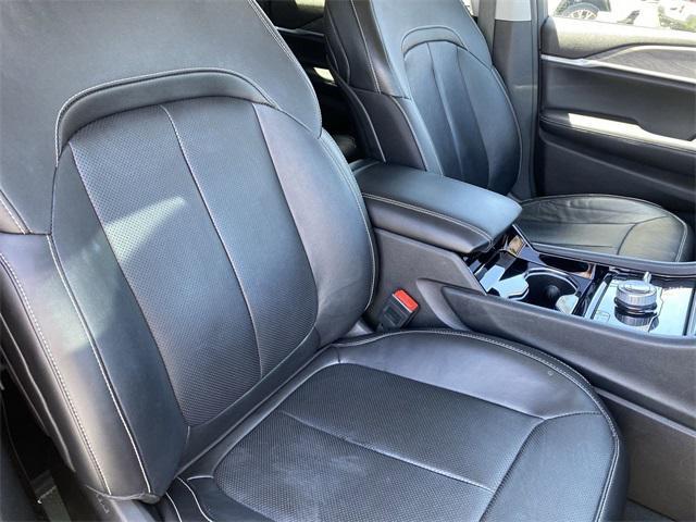 used 2022 Jeep Grand Cherokee car, priced at $32,377