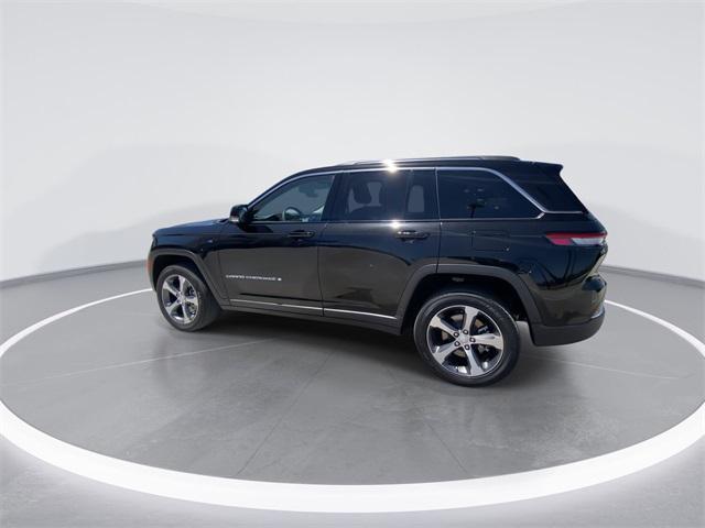 used 2022 Jeep Grand Cherokee car, priced at $32,377