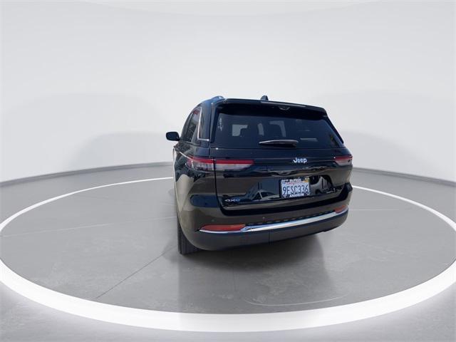 used 2022 Jeep Grand Cherokee car, priced at $32,377