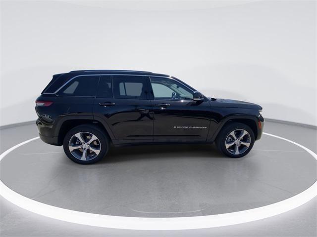 used 2022 Jeep Grand Cherokee car, priced at $32,377