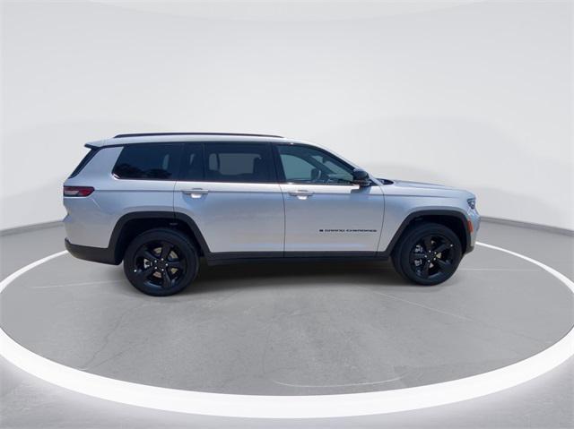 new 2024 Jeep Grand Cherokee L car, priced at $44,175