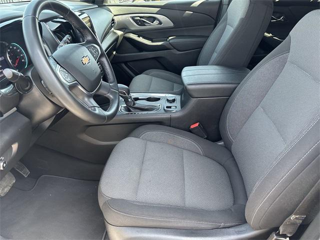 used 2023 Chevrolet Traverse car, priced at $32,990