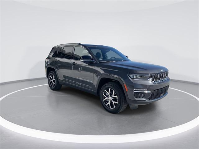 new 2024 Jeep Grand Cherokee car, priced at $51,305