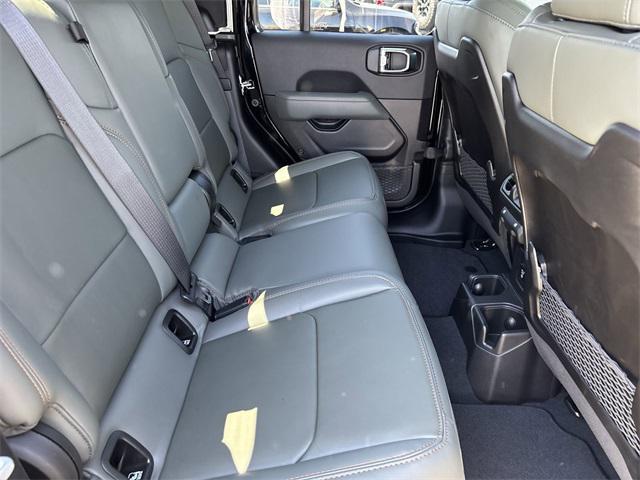new 2025 Jeep Gladiator car, priced at $58,190