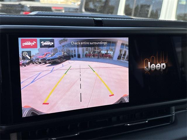 new 2025 Jeep Gladiator car, priced at $58,190