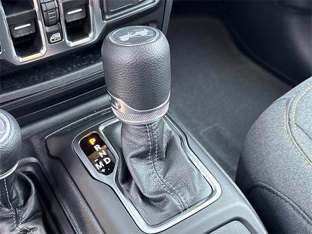 new 2025 Jeep Wrangler car, priced at $43,680