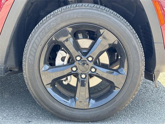 used 2023 Jeep Grand Cherokee car, priced at $33,500
