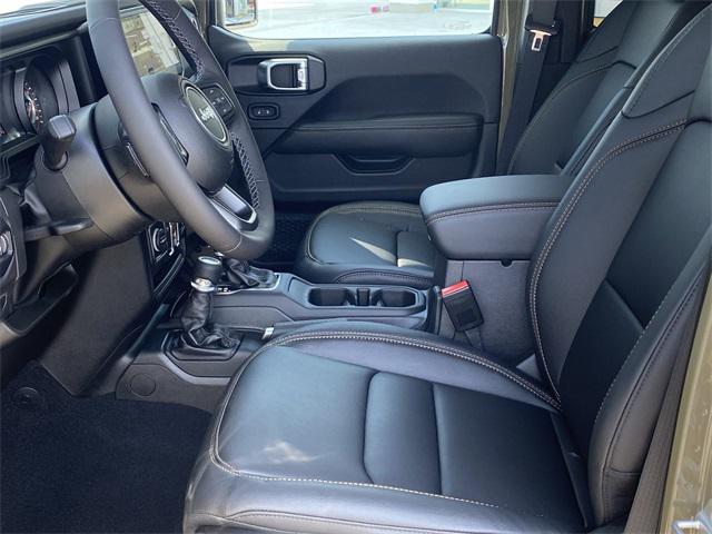 new 2025 Jeep Gladiator car, priced at $48,920