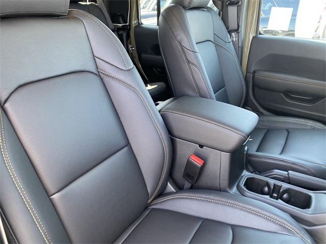 new 2025 Jeep Gladiator car, priced at $48,920