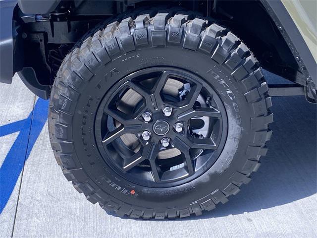 new 2025 Jeep Gladiator car, priced at $48,920