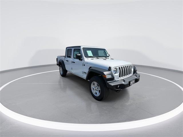 used 2020 Jeep Gladiator car, priced at $25,990