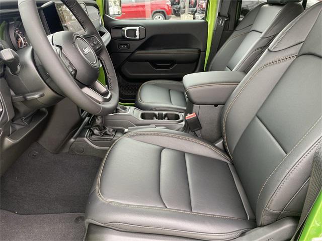 new 2025 Jeep Gladiator car, priced at $48,920