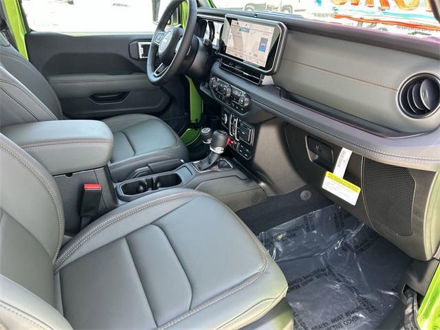 new 2025 Jeep Gladiator car, priced at $54,870