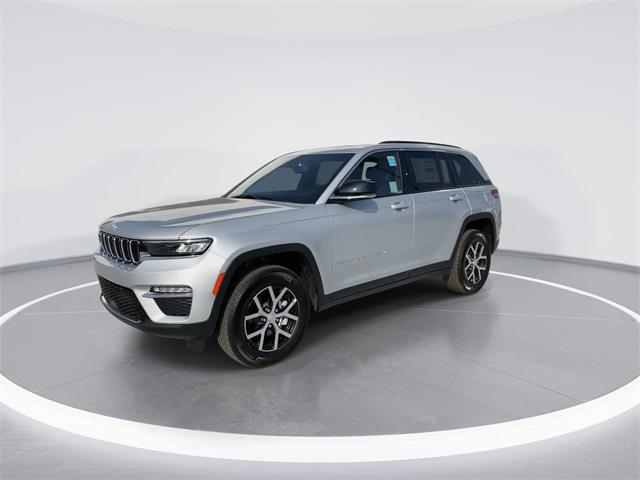 new 2024 Jeep Grand Cherokee car, priced at $50,305