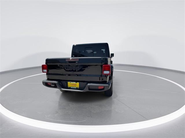 new 2025 Jeep Gladiator car, priced at $46,925