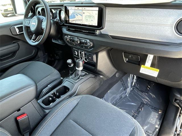 new 2025 Jeep Gladiator car, priced at $46,925
