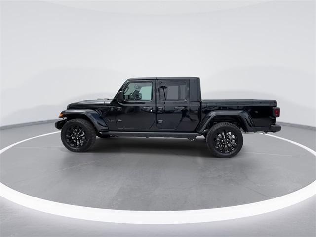 new 2025 Jeep Gladiator car, priced at $44,975