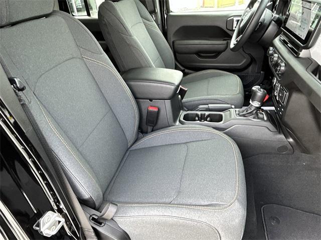 new 2025 Jeep Gladiator car, priced at $44,975