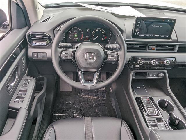 new 2025 Honda Pilot car, priced at $46,950