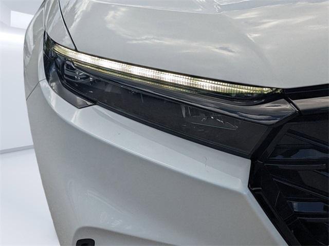 new 2026 Honda CR-V Hybrid car, priced at $37,535