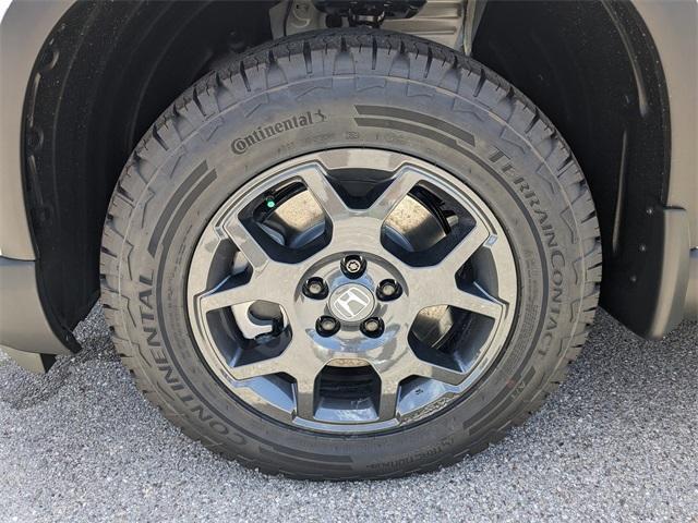 new 2025 Honda Pilot car, priced at $49,305