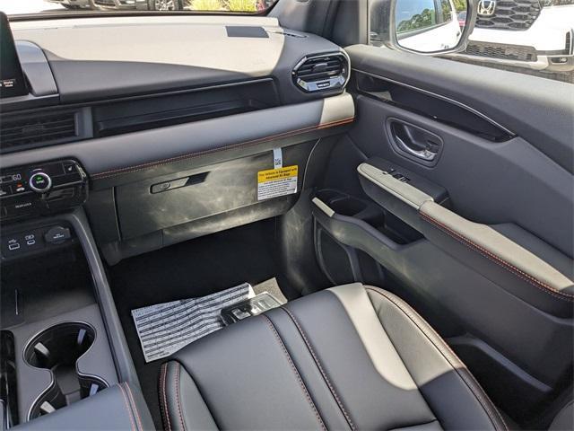 new 2025 Honda Pilot car, priced at $49,305