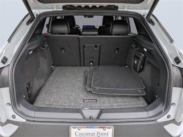 used 2021 Volkswagen ID.4 car, priced at $20,153