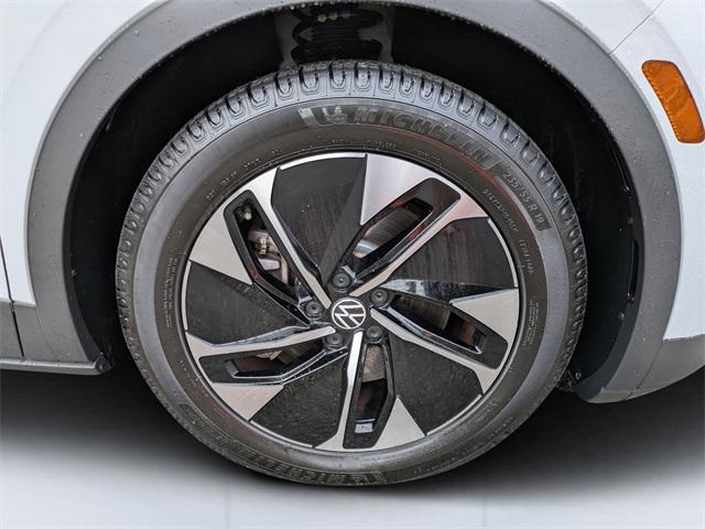 used 2021 Volkswagen ID.4 car, priced at $20,153