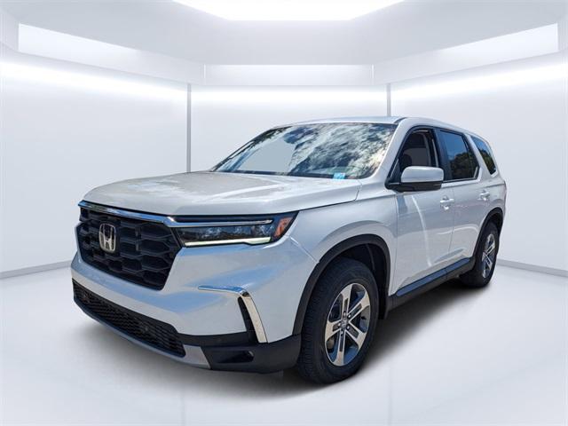 new 2025 Honda Pilot car, priced at $48,694