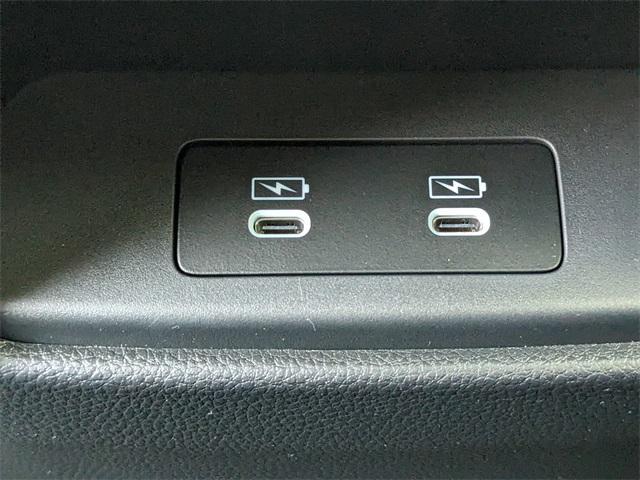 new 2026 Honda CR-V Hybrid car, priced at $40,575