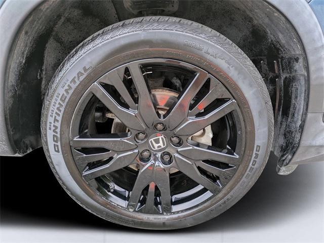 used 2021 Honda Pilot car, priced at $21,384