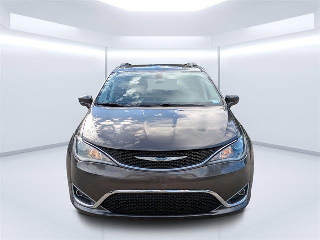 used 2017 Chrysler Pacifica car, priced at $9,225