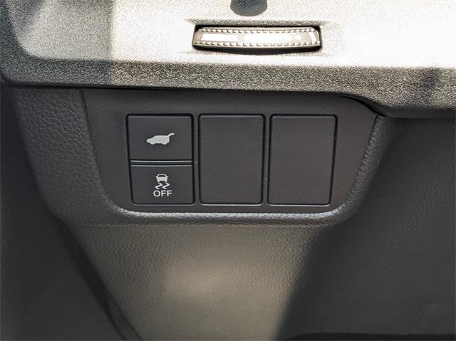 new 2025 Honda CR-V Hybrid car, priced at $39,984