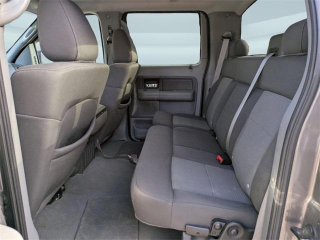 used 2006 Ford F-150 car, priced at $5,525