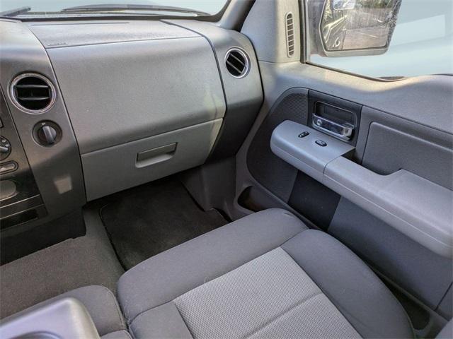used 2006 Ford F-150 car, priced at $5,525