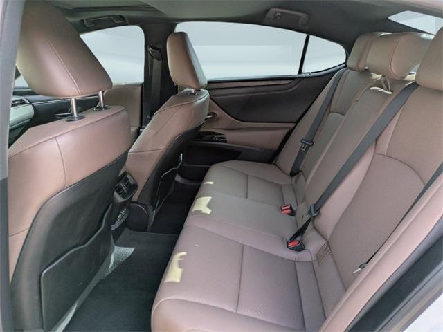 used 2022 Lexus ES 350 car, priced at $33,909