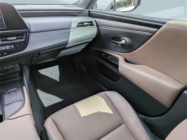used 2022 Lexus ES 350 car, priced at $33,909